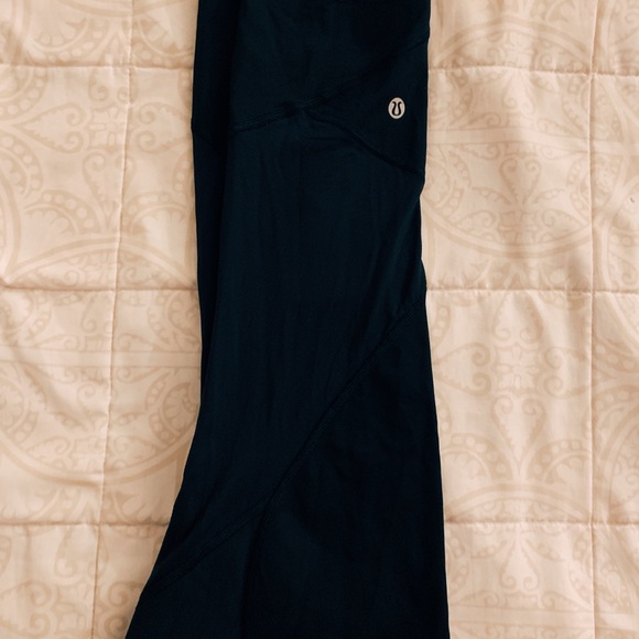 Lululemon Pace Rival Crop - Picture 2 of 3